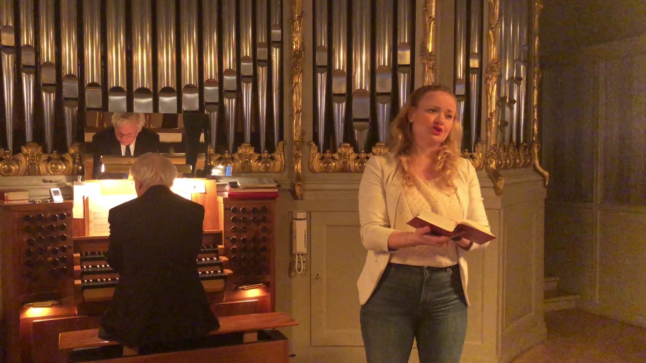 Musikhälsning - Psalm 252, Hela vägen går han med mig