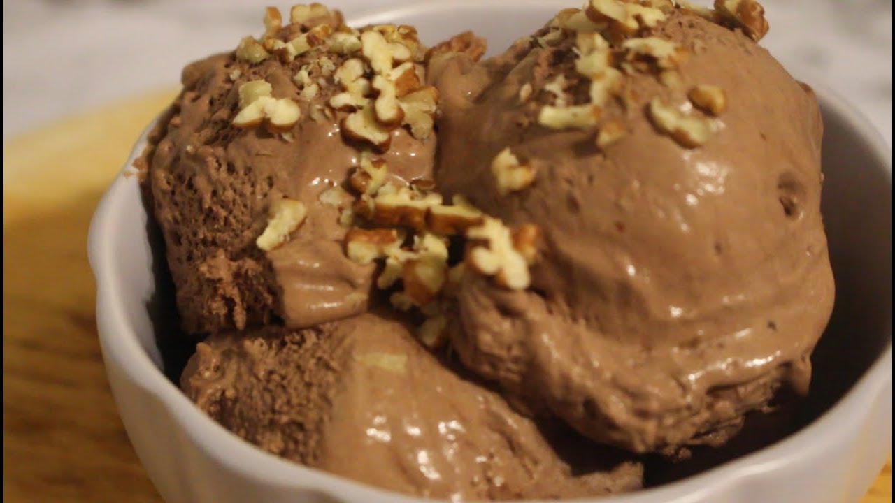 Low Carb/Keto Chocolate Crunch Frozen Yogurt