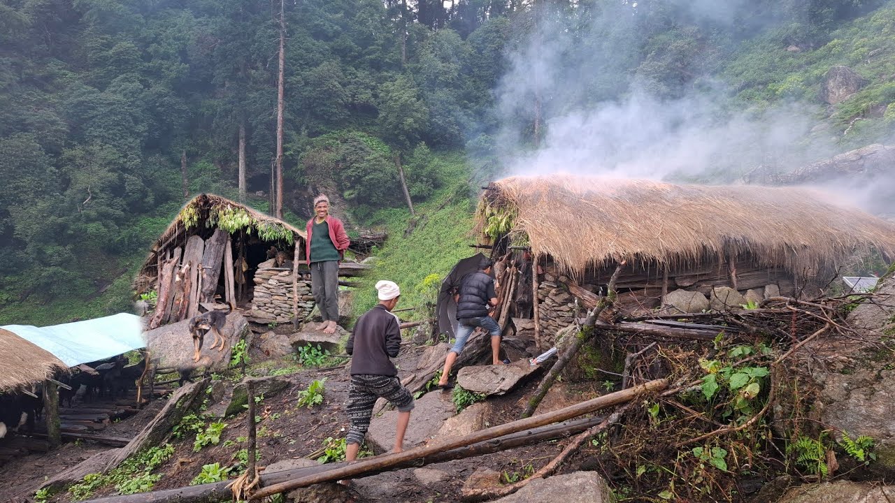 Naturally Peaceful And Beautiful Himalayan Village Life Nepal || Rainy Season || Rural Life Nepal