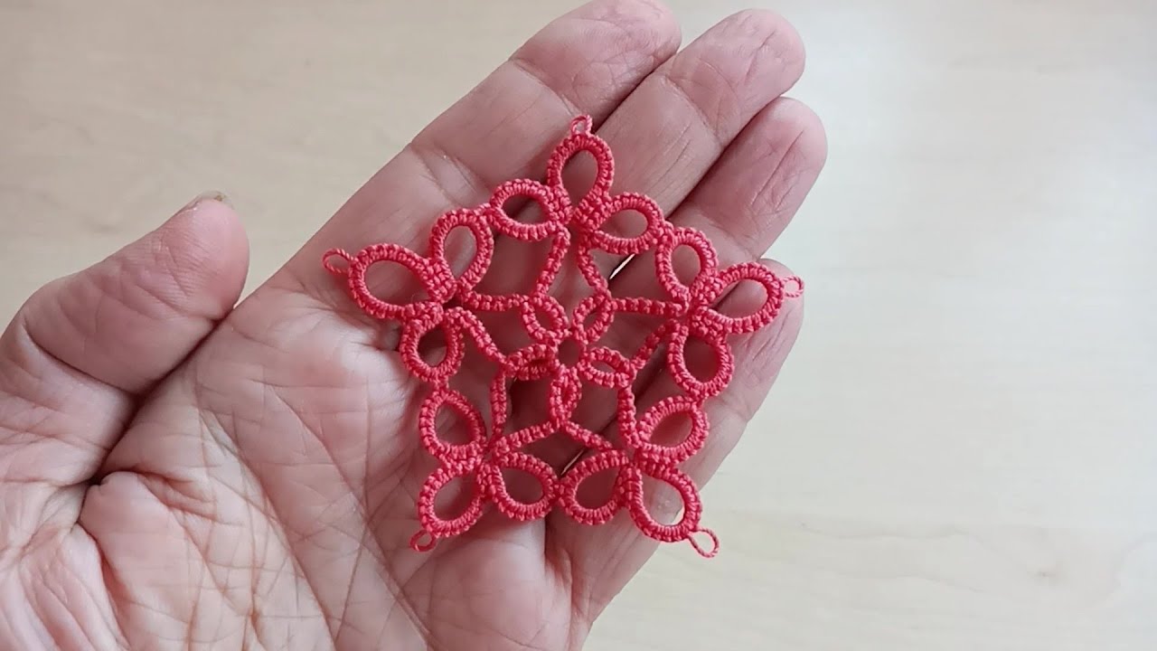Needle tatting. Folded join 