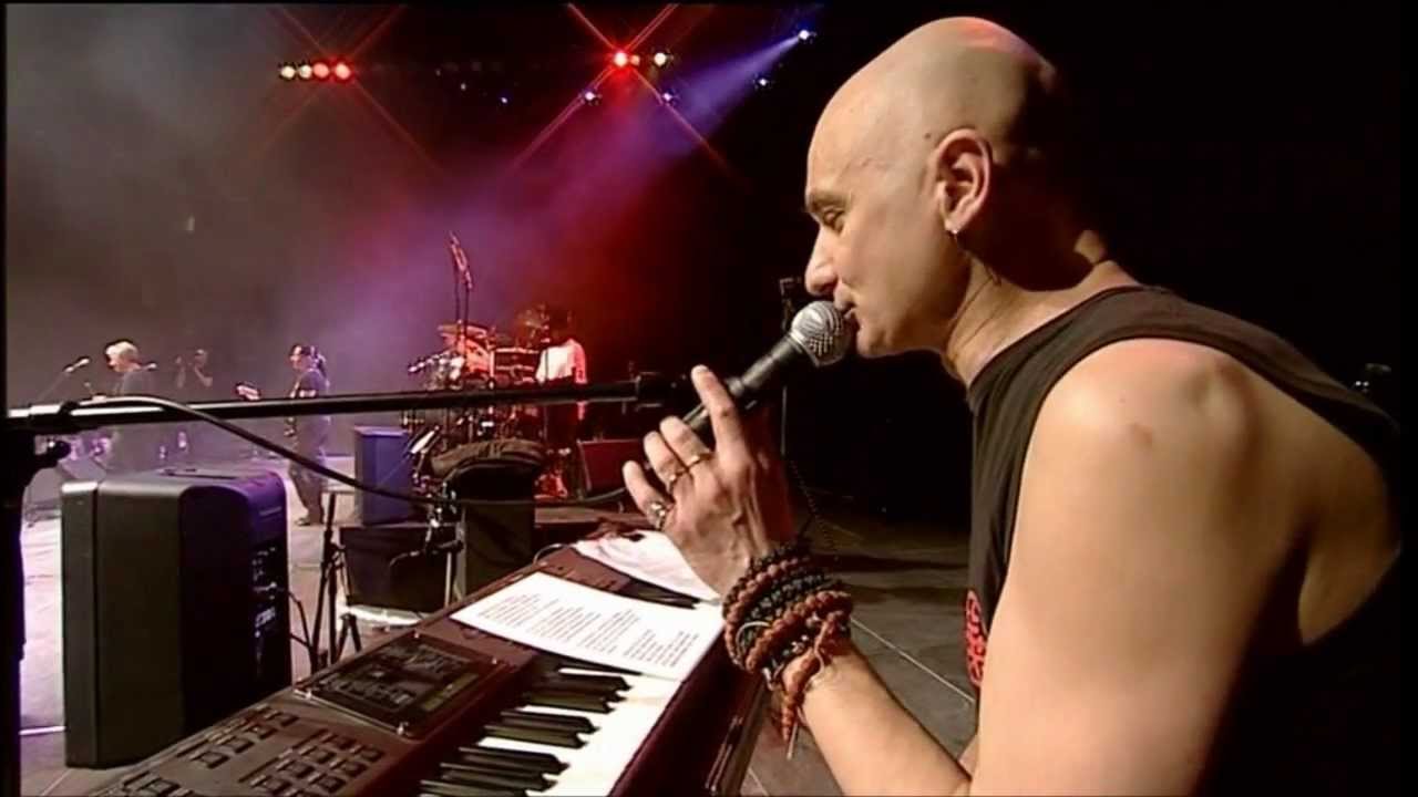 Republic - Emberlelkű földeken [DVD/HD]