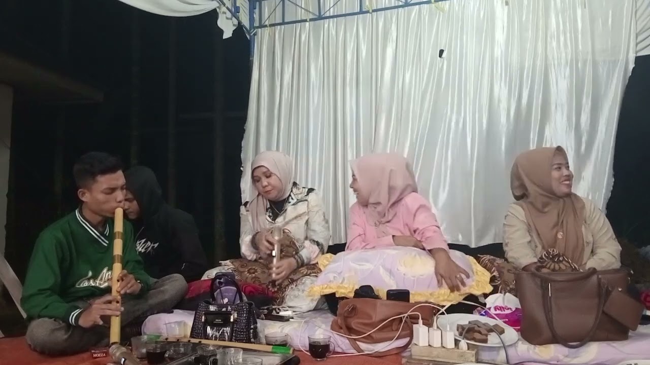 Saluang klasik suayan anguih Basamo Rafli,Meri Novita,iwid ,Mila kayu tanam