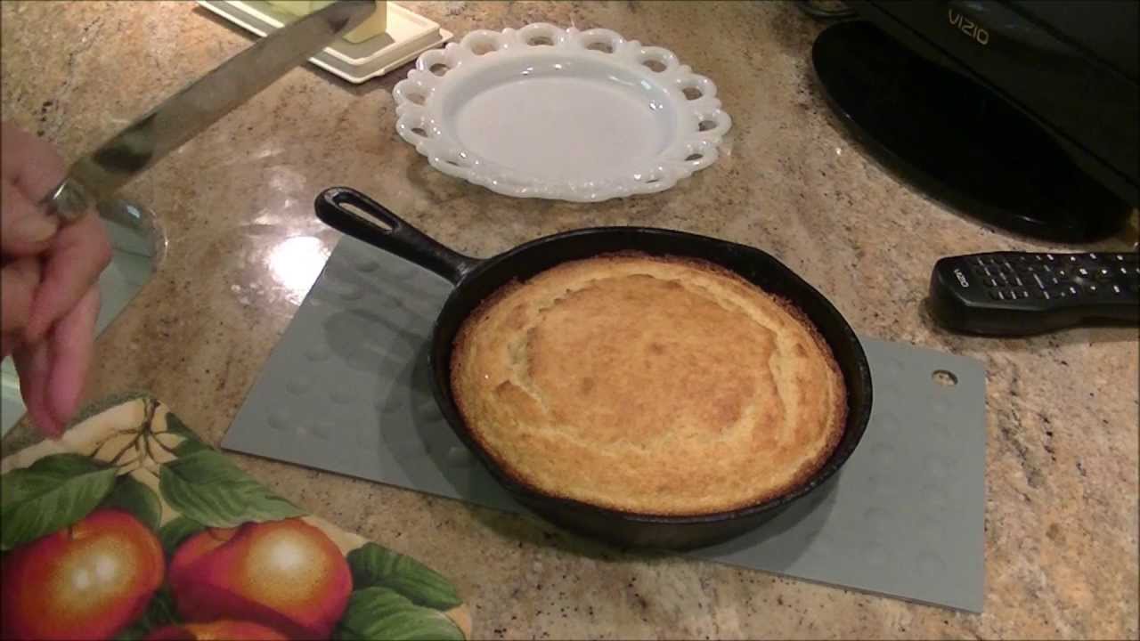 Вкусный кукурузный хлеб на пахте из 4 ингредиентов