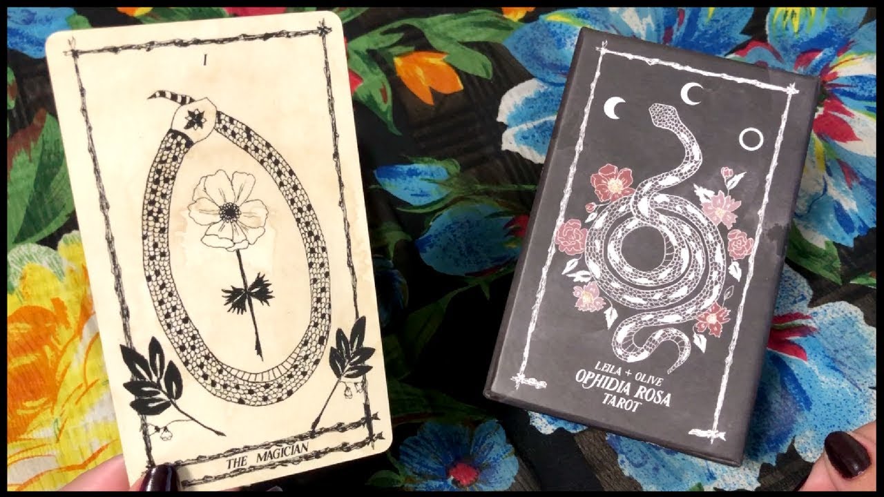 🌹 Ophidia Rosa Tarot Deck Unboxing, First Impressions & Flip Through 🌹