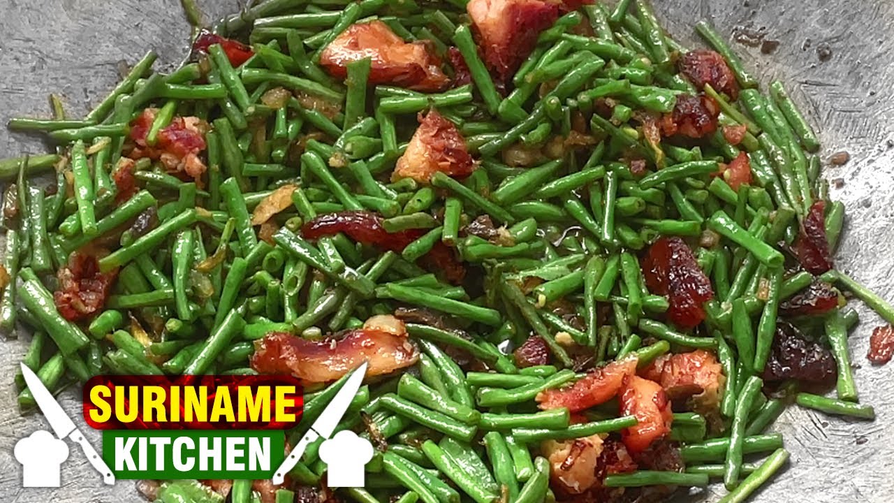 Kouseband Met Warme Vis Zonder Peper KOKEN IN SURINAME | Long Beans Withouth Chili Smoked Catfish