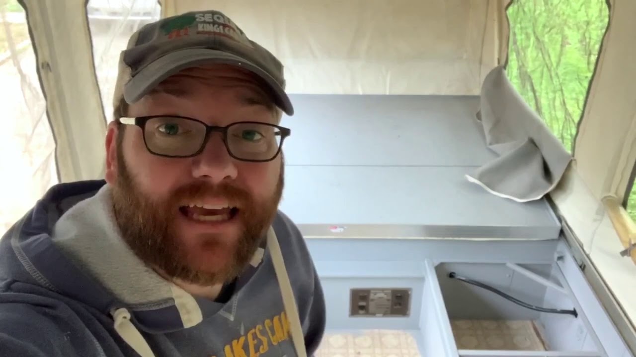 Popup Camper Makeover Episode #3 - Primer and Paint