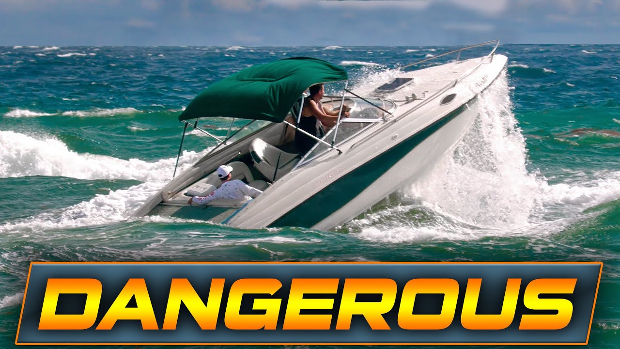 BOATS TRAVERSE DANGEROUS FLORIDA INLET ! | HAULOVER INLET | WAVY BOATS