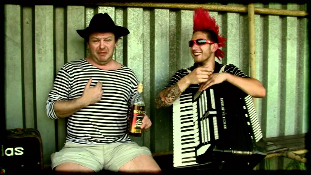 Driák - Okjesní Pjeboj   (Official Music Video 2012)