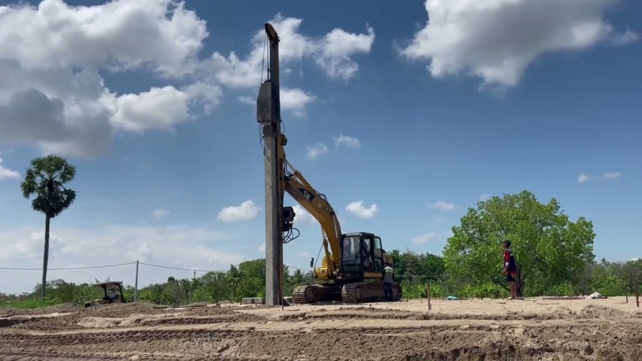 Watch This Amazing Pole Hammer In Action | The different way of How Drop Hammer works