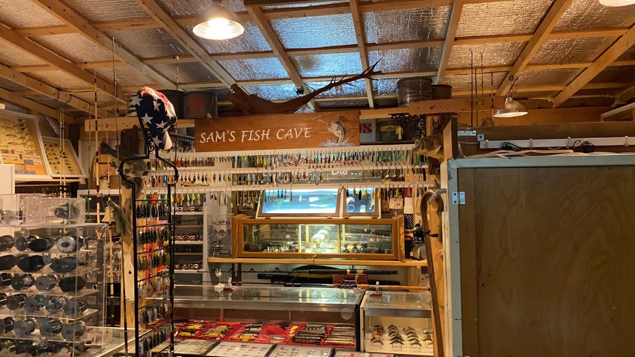 Virtual Tour Of A $400,000 Antique Fishing Lure museum