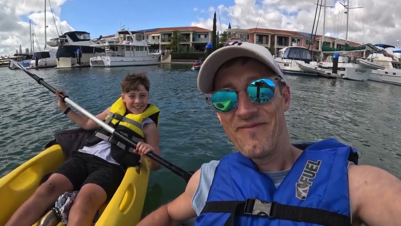 One Busy Day! Morning kayaking & an afternoon trip to Tamborine Mountain & the Botanic Gardens