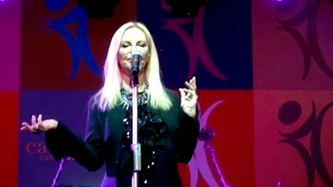 Patty Pravo - Cieli immensi (Marcianise 2016)