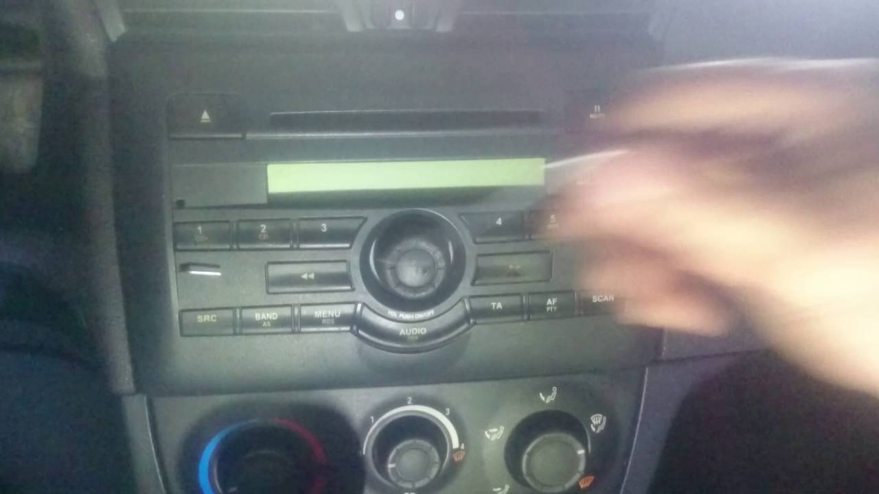 Demontaż Wymiana Wyjęcie Oryginalnego Radia Fiat Stilo (DOMOWYM SPOSOBEM) (disassembly Homemade)