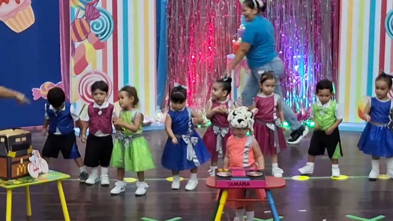 Dia de la familia 2025 presentación de María Alejandra
