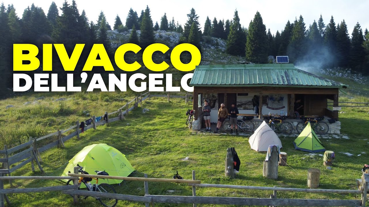 Notte al BIVACCO DELL’ANGELO ⛺🌙 BICI, TENDA e GRIGLIATA sull'Altopiano di Asiago 🌲