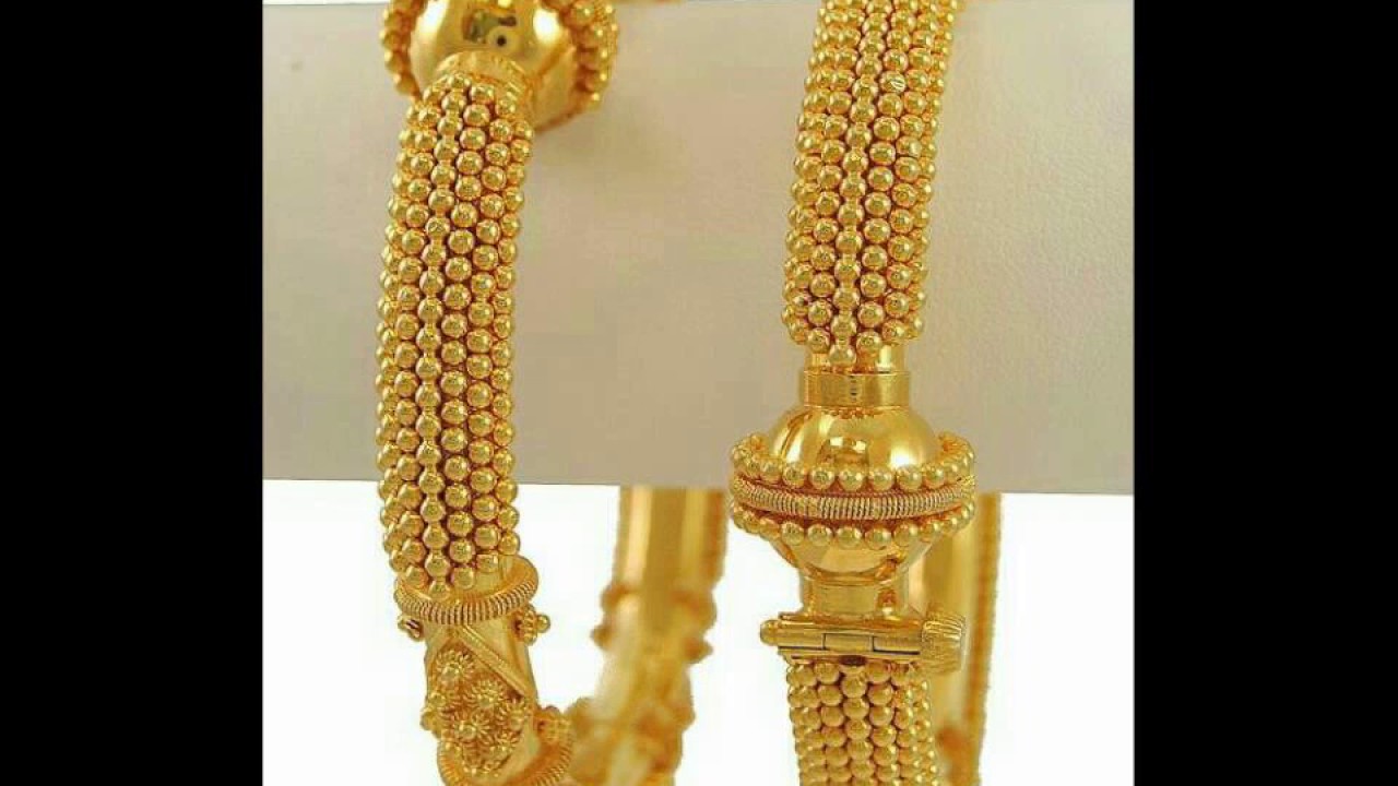 Gold Bangle/Kada Designs||2017||