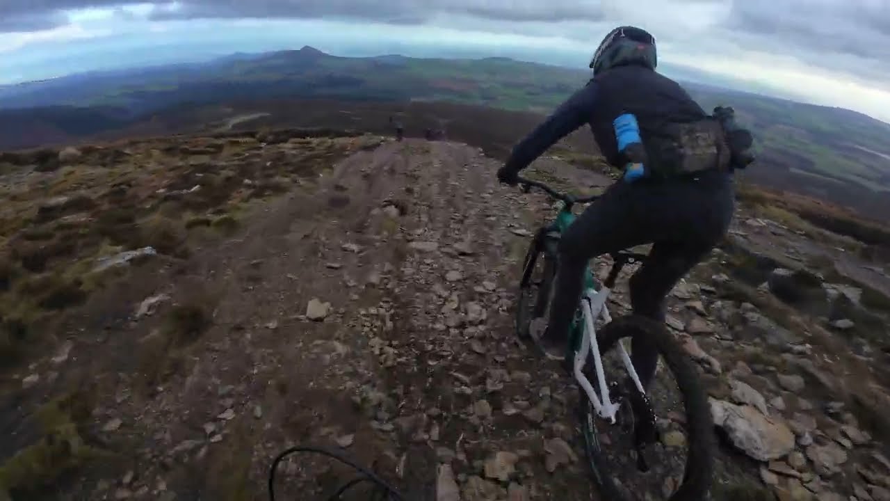 MTB - Djouce summit descent