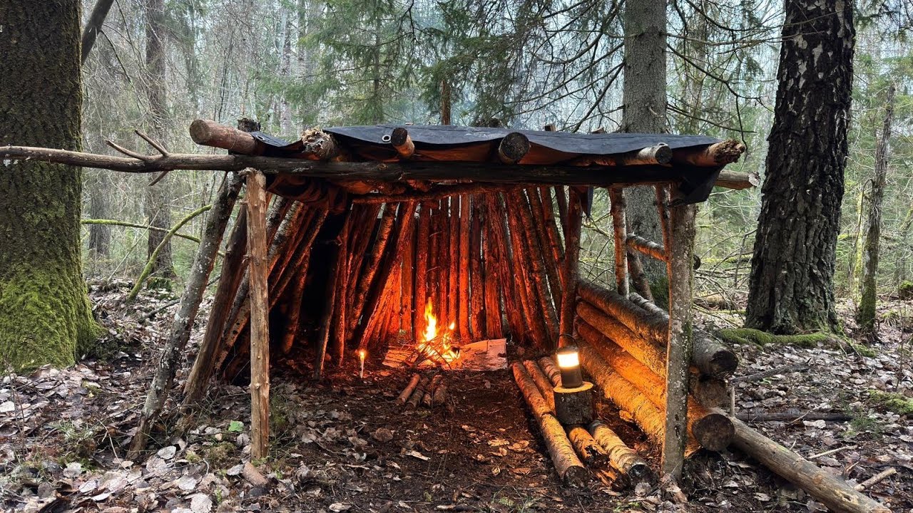 Winter Bushcraft camping, Building Survival Shelter With Fireplece Inside (MuradBushcraft)