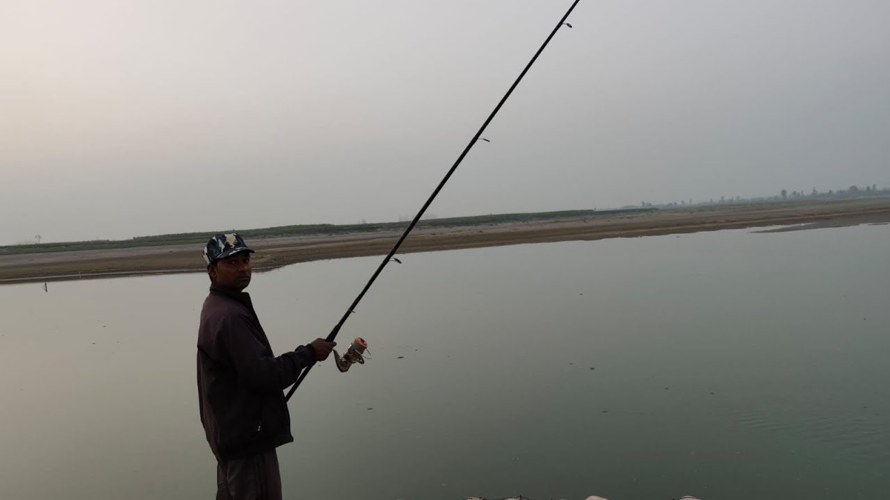 यमुना नदी से हुआ काली राहु का शिकार || Yamuna river rahufish and Fishing video ||