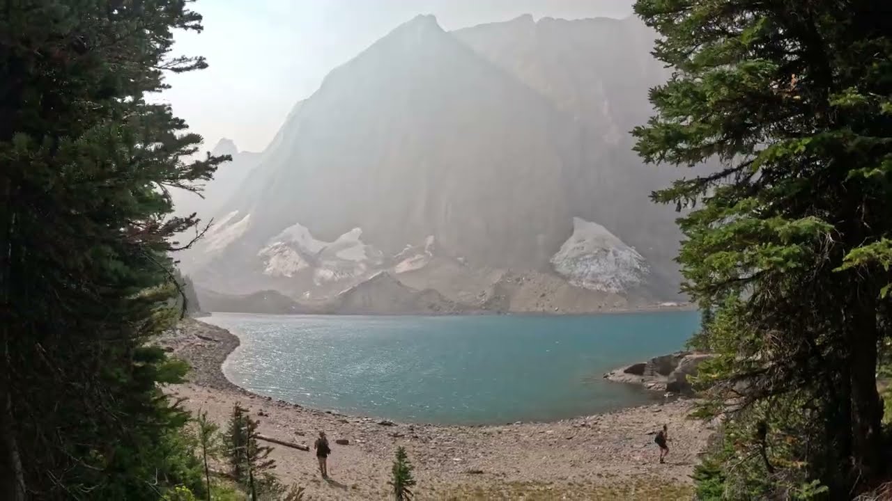 Floe Lake Hiking Trail in the CANADIAN ROCKIES!