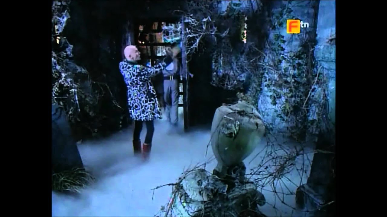 The Crystal Maze - Entering Medieval Zone - High Quality