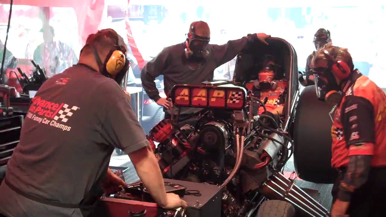 Riggs Crew Visits Advance Auto Teammate Cruz Pedregon at Bristol