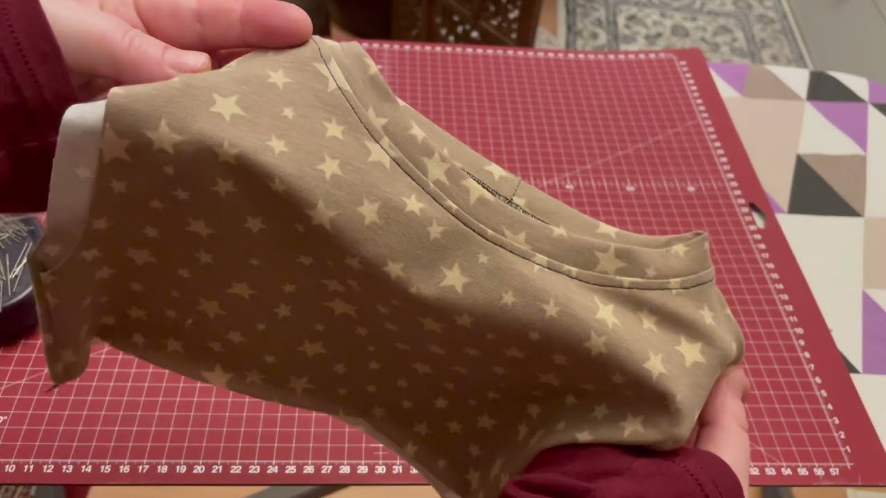 Kako se obradzuje okrugli vratni izrez na drugi nacin 