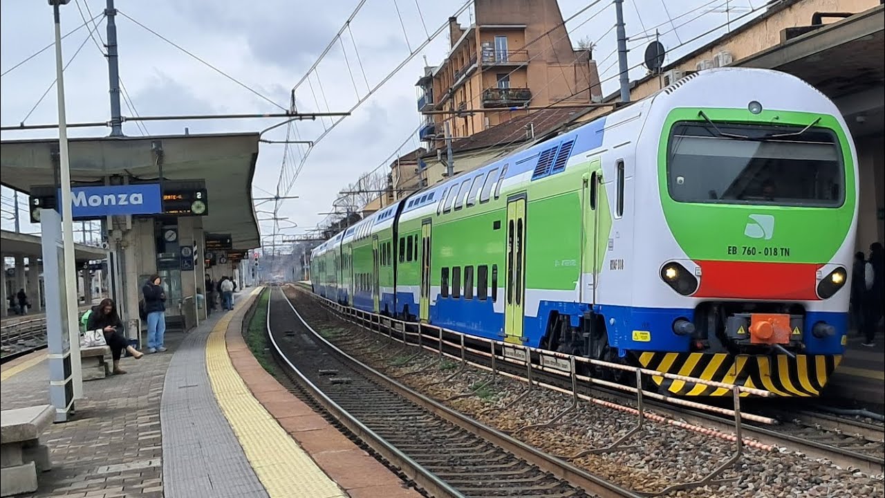 ARRIVI e PARTENZE alla stazione di MONZA!