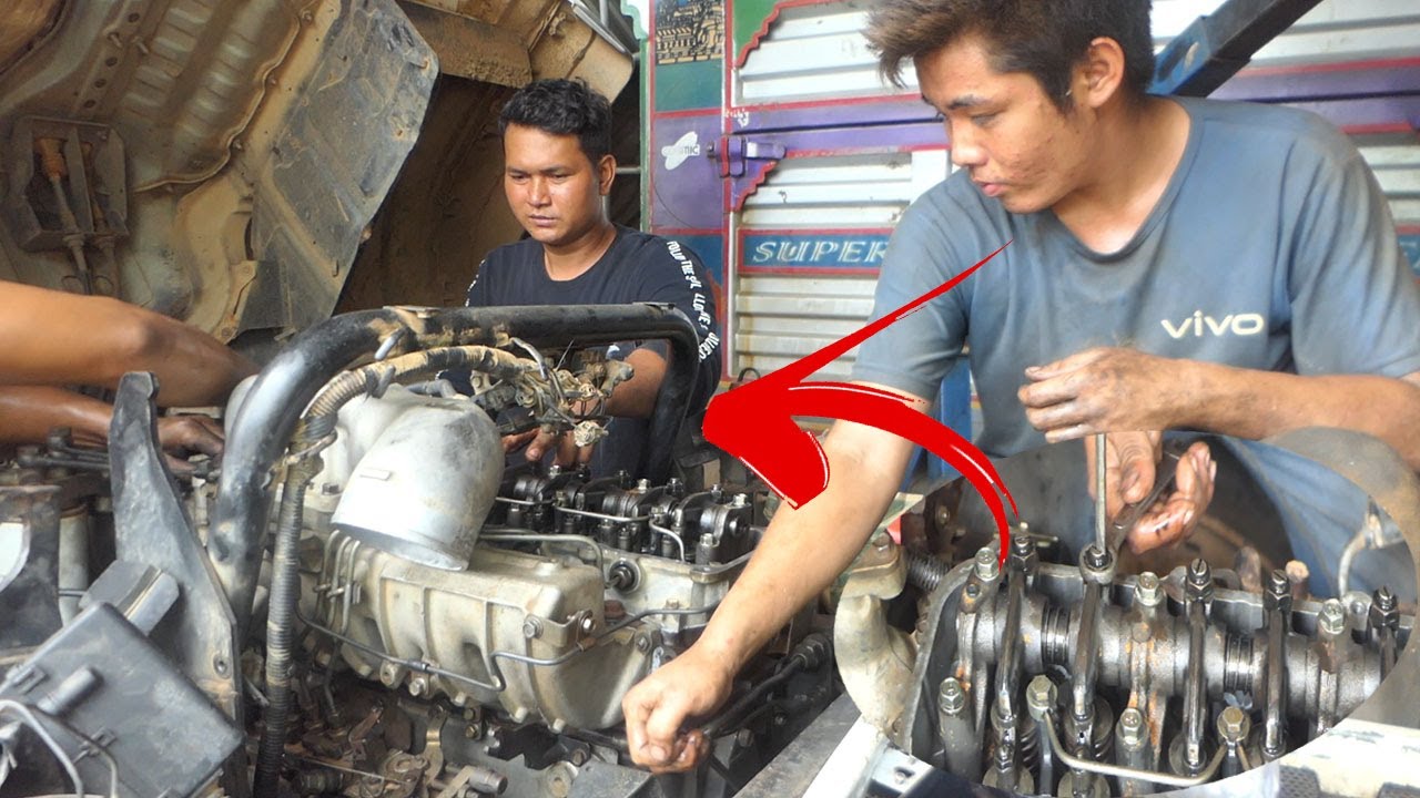 Full Restoration/ Truck Nissan 6 Cylinder Engine Valve Clearance Adjustment