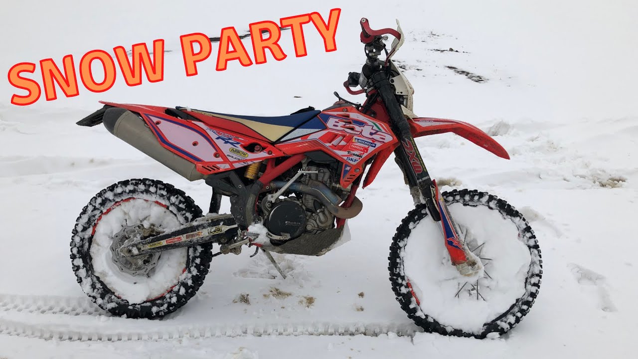 Snow + Burnouts = FUN mit Beta 450 rr