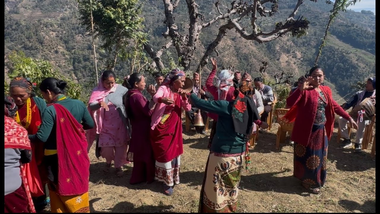 बाग्लुङ छरिखोले नौमति बाजामा धम्जाका उपकार आमा समुहको बेजोड नाच। २०८२/१०/२१ गते।