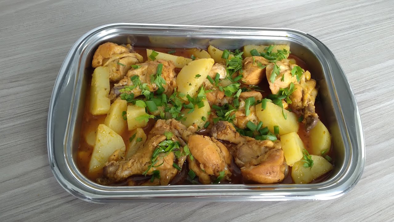 COXINHA DA ASA DE FRANGO ENSOPADA COM BATATAS