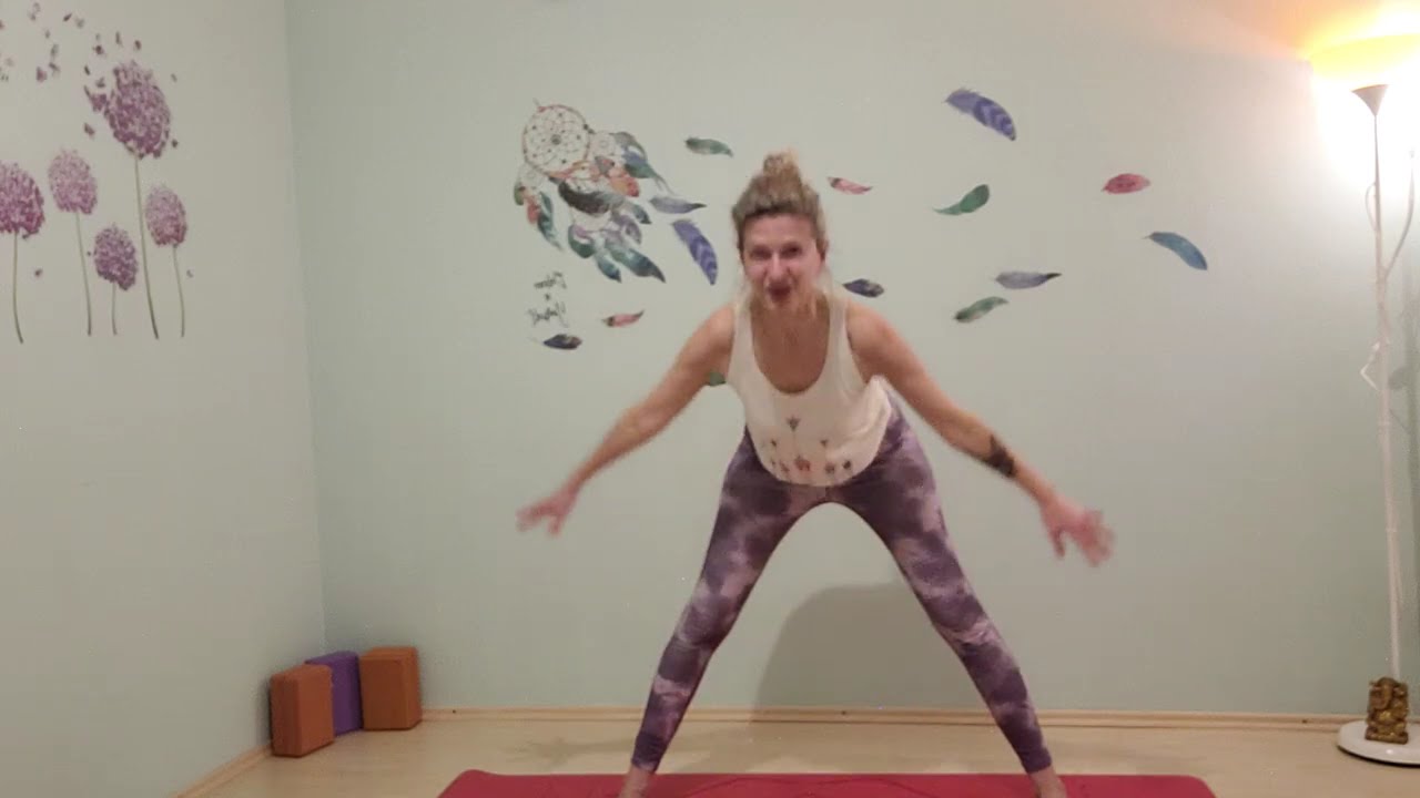 Astrid-Yoga 10-Minuten-Club Video 15