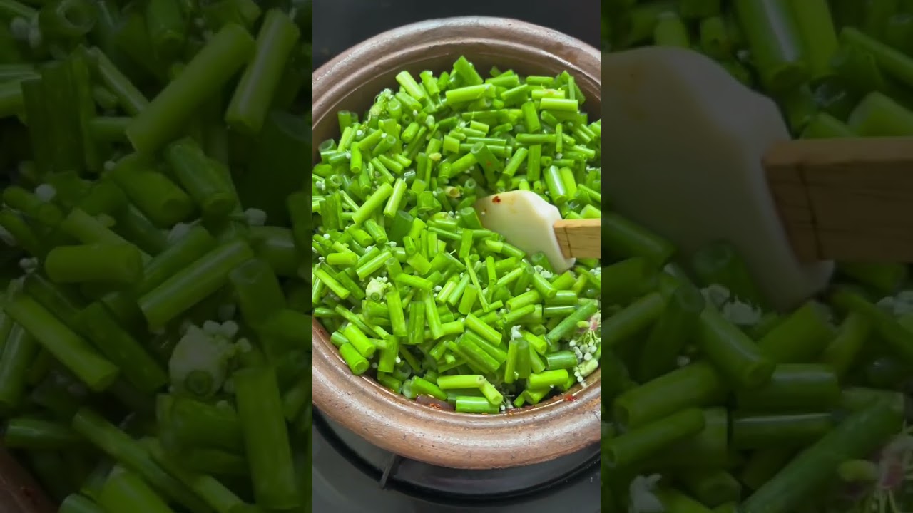 Lunu mal curry #food #curryrecipe #fyp #cooking #homecuisine #yummy 