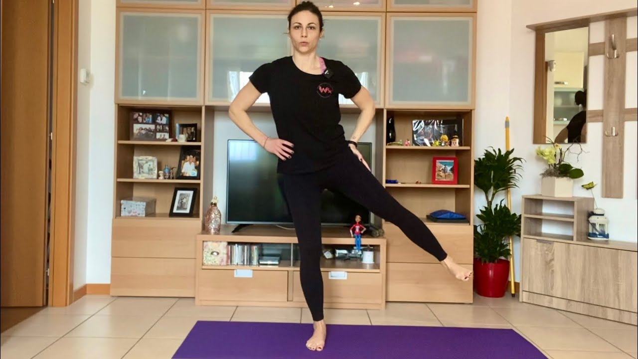 MAL DI SCHIENA E ALLENAMENTO: esercizi Total Body a circuito home fitness per tonificare