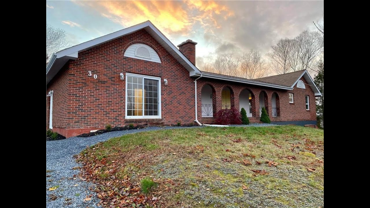 30 Islay Dr, Rothesay, NB $299,900- SOLD