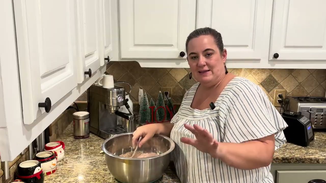 Hot cocoa in bulk and how to gift it so that people will love it. Christmas in July/August