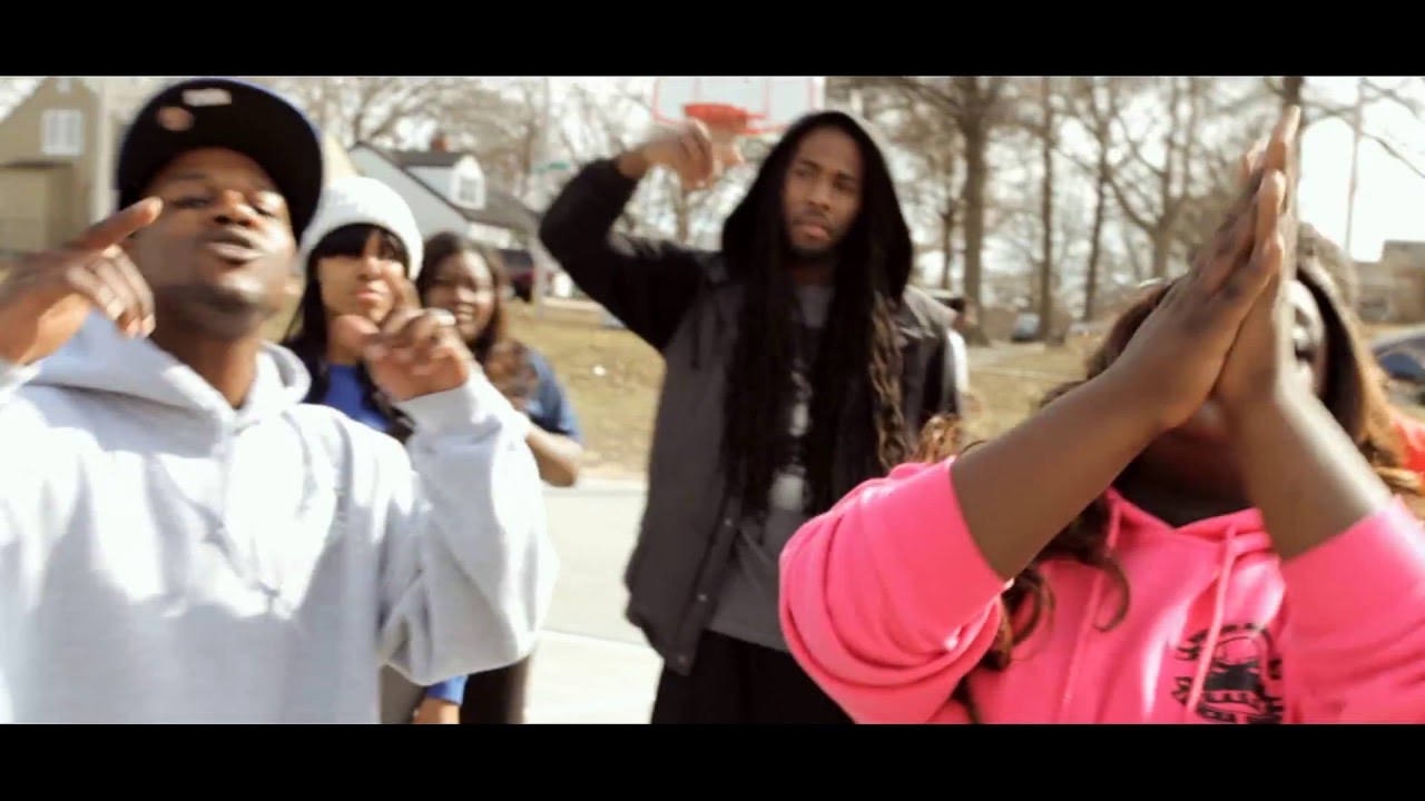 Lil Mo Ft. Miss Kush - 