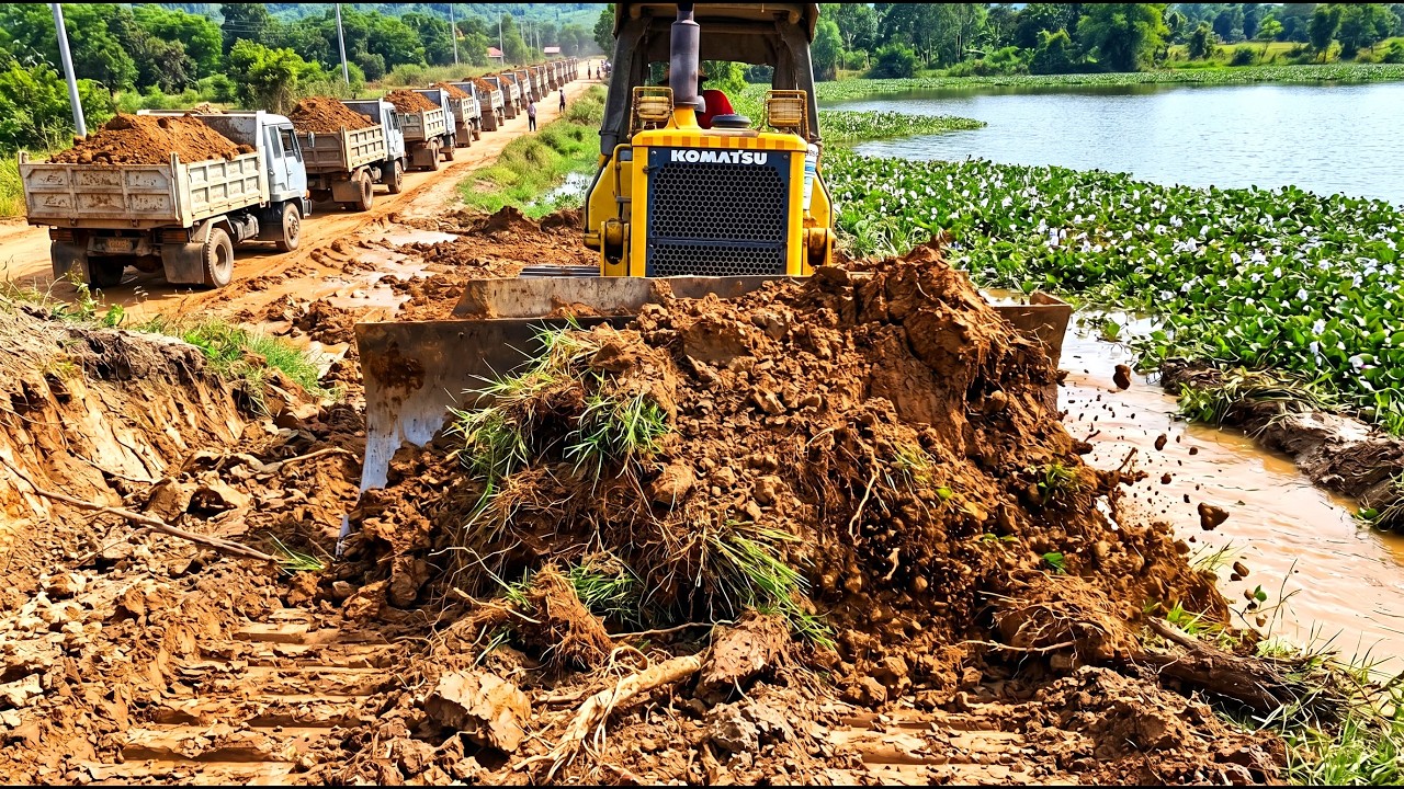 Nicely Skill Bulldozer Trimming & Optimizing Massive Road Edge, This Is How They Make Strong Base
