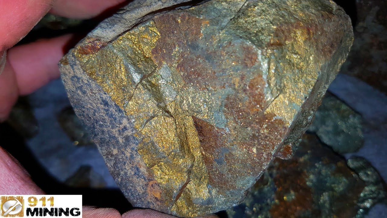 Very High Grade Gold & Copper Ore Samples Found