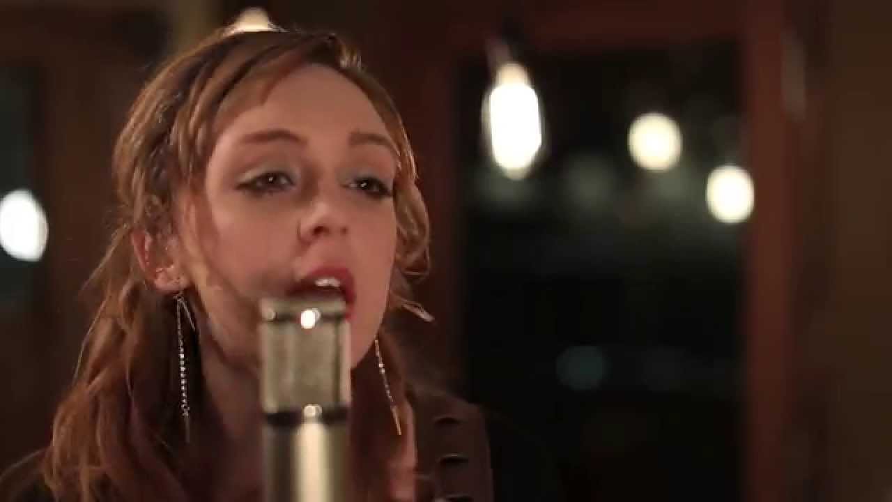 The Cover Up - 02 Ella Mae Bowen - When You Were Young (The Killers Cover)