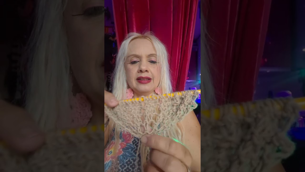 Touca de verão  de tricô- Professora Anthonianne levenhagen 