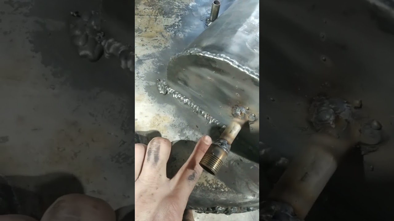 ПВК 200л. Своими руками. За копейки. Часть 2, дрожь в руках🤣.
