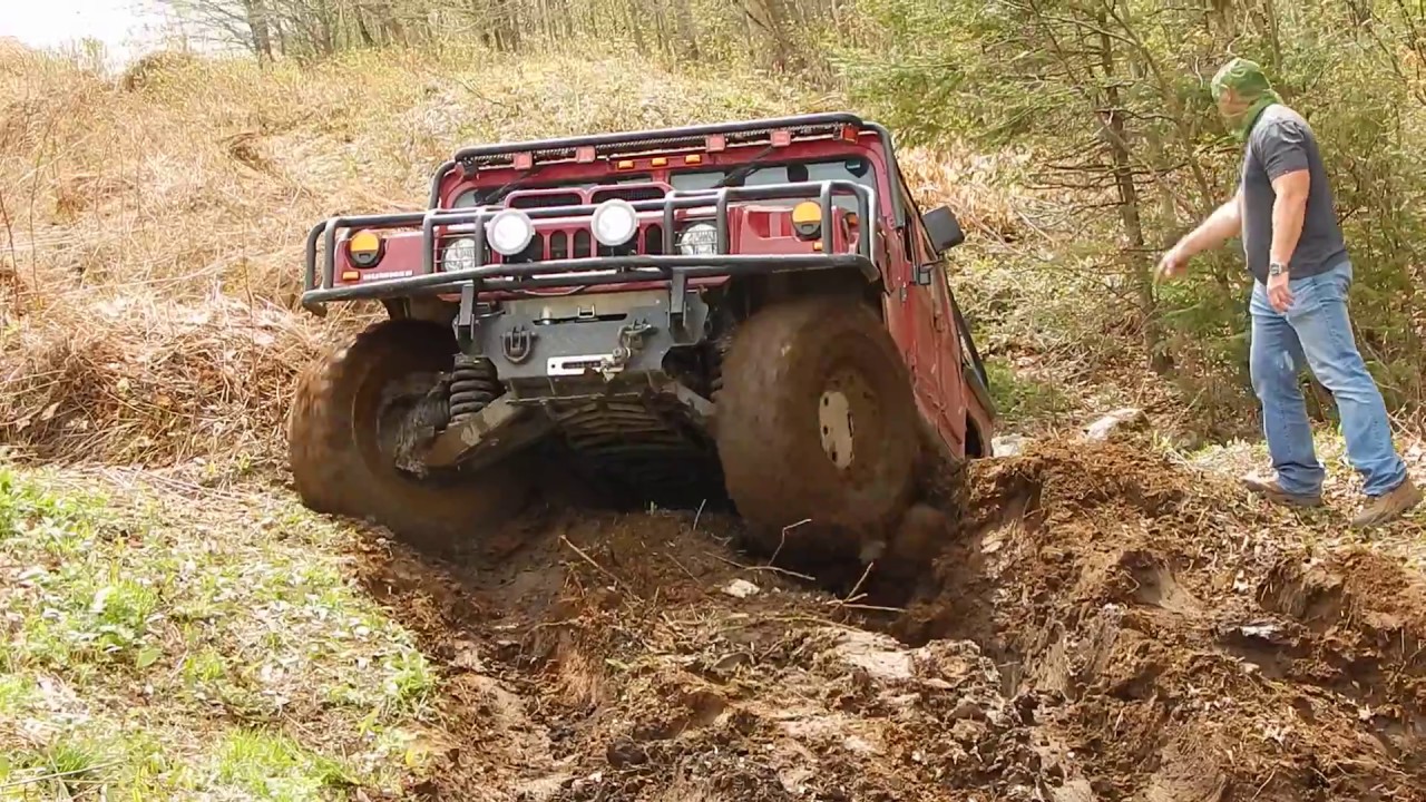 HUMMER H1 Extreme Off-Roading on Mud Hills