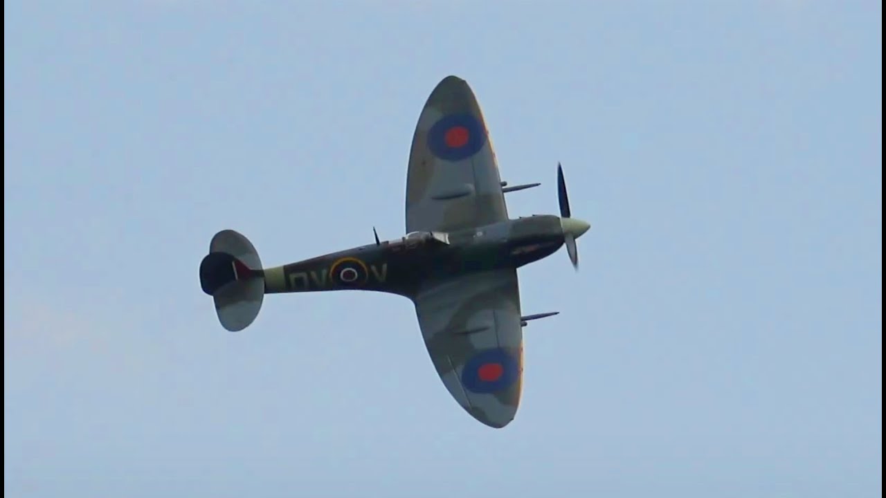 Supermarine Spitfire Mk Vc EE602 | East Kirkby 26th August 2024