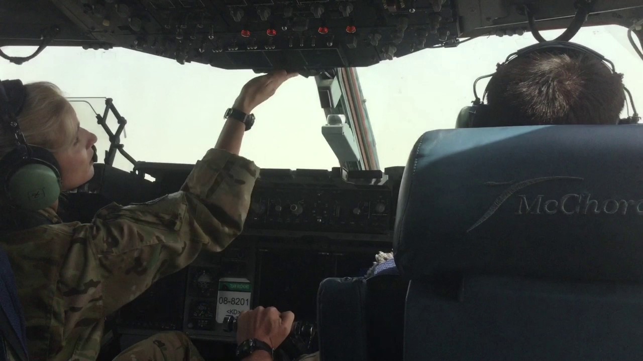 C-17 Globemaster (Tactical Decent and Landing)