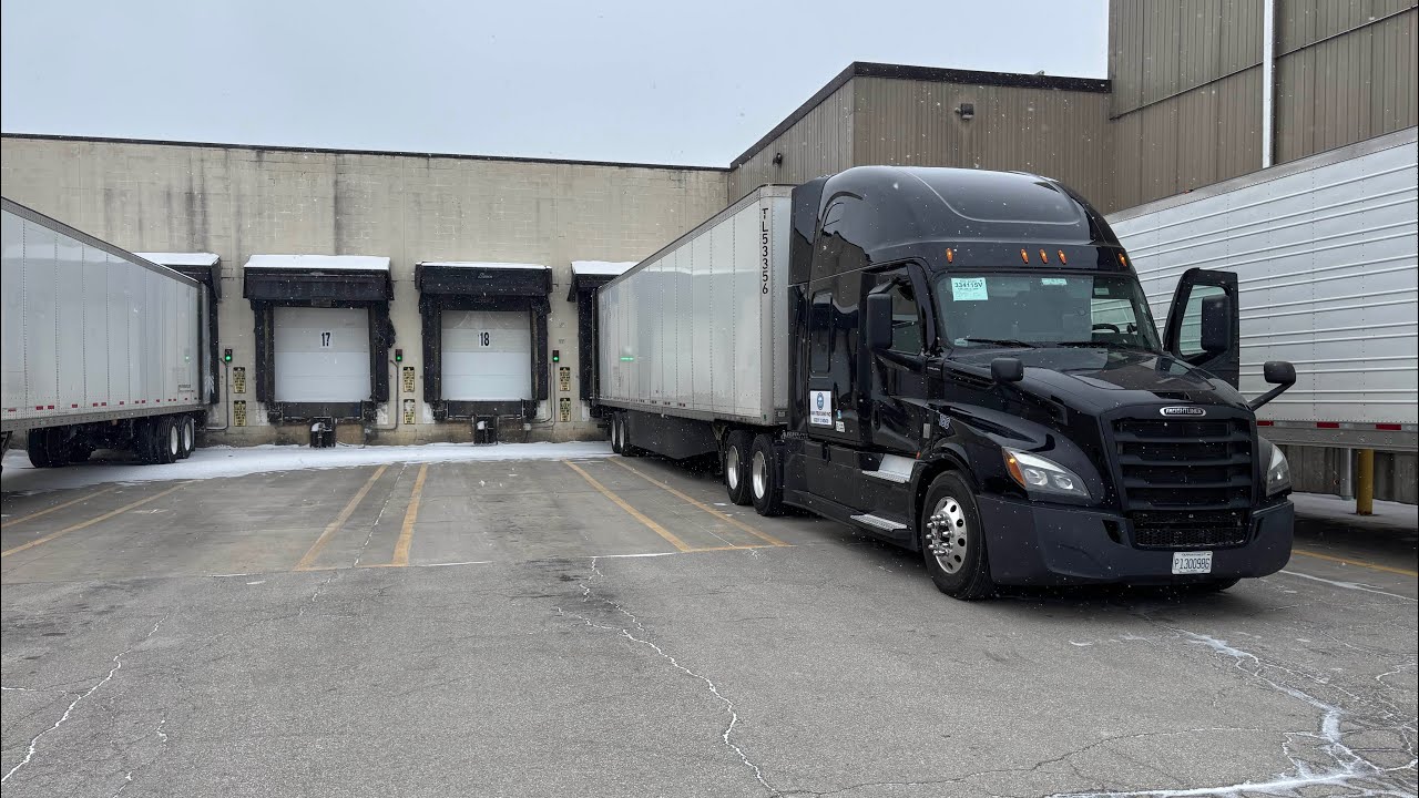 PU/DELIVERING 1ST LOAD | GOT CAUGHT IN A BLIZZARD. #owneroperator #trucking #longhaultrucker 