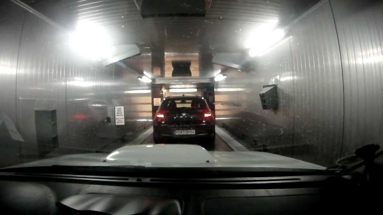 Irrsinnige Verfolgungsjagd im Mr. Wash in Köln