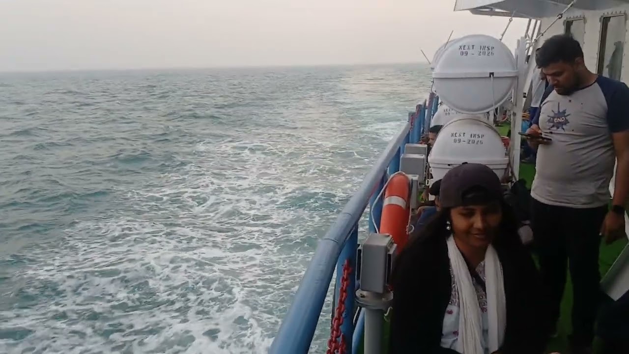ভারত মহাসাগরের সুন্দর দৃশ্য.. 