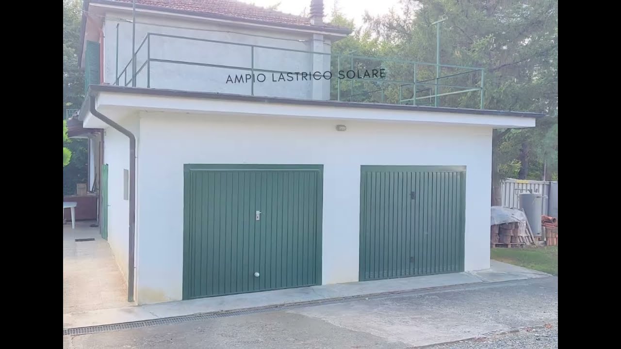 Tagliolo Monferrato in aperta campagna e in posizione soleggiata cascinale indipendente con terreno